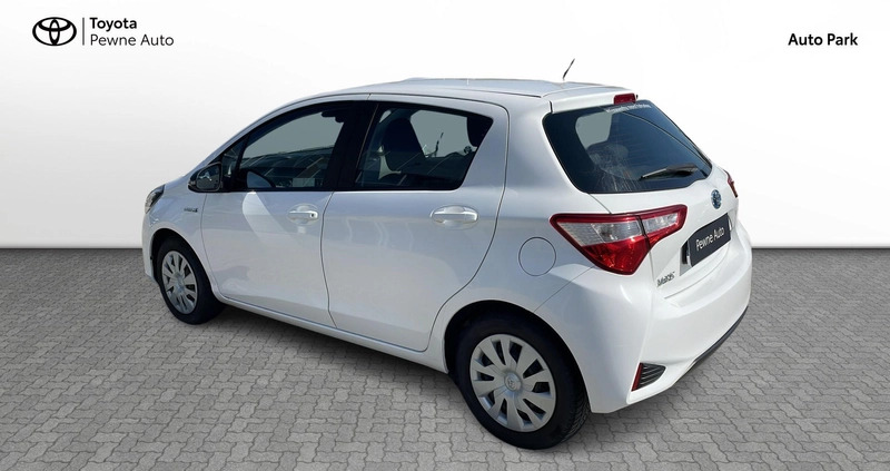 Toyota Yaris cena 54900 przebieg: 113370, rok produkcji 2017 z Sosnowiec małe 67